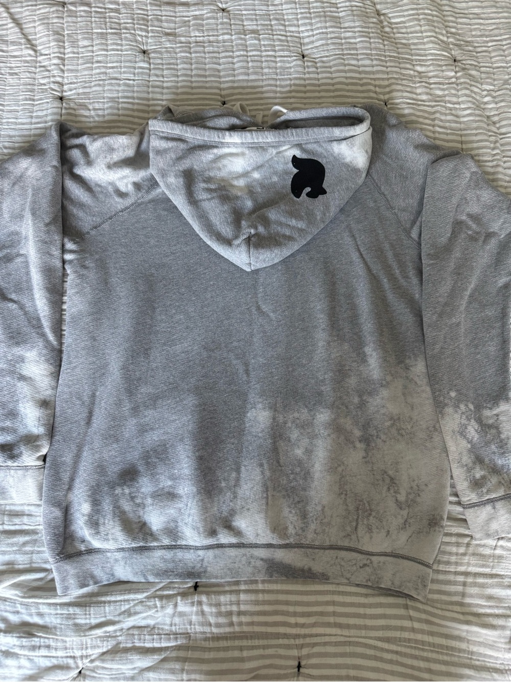 freecity Bleachout Pullover Hoodie, size 5 (XL). Excellent condition, so soft! - Picture 8 of 13